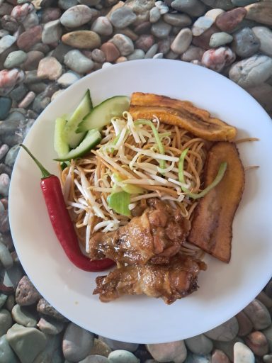 LEKKER LEKKER SURINAAMSE BAMI